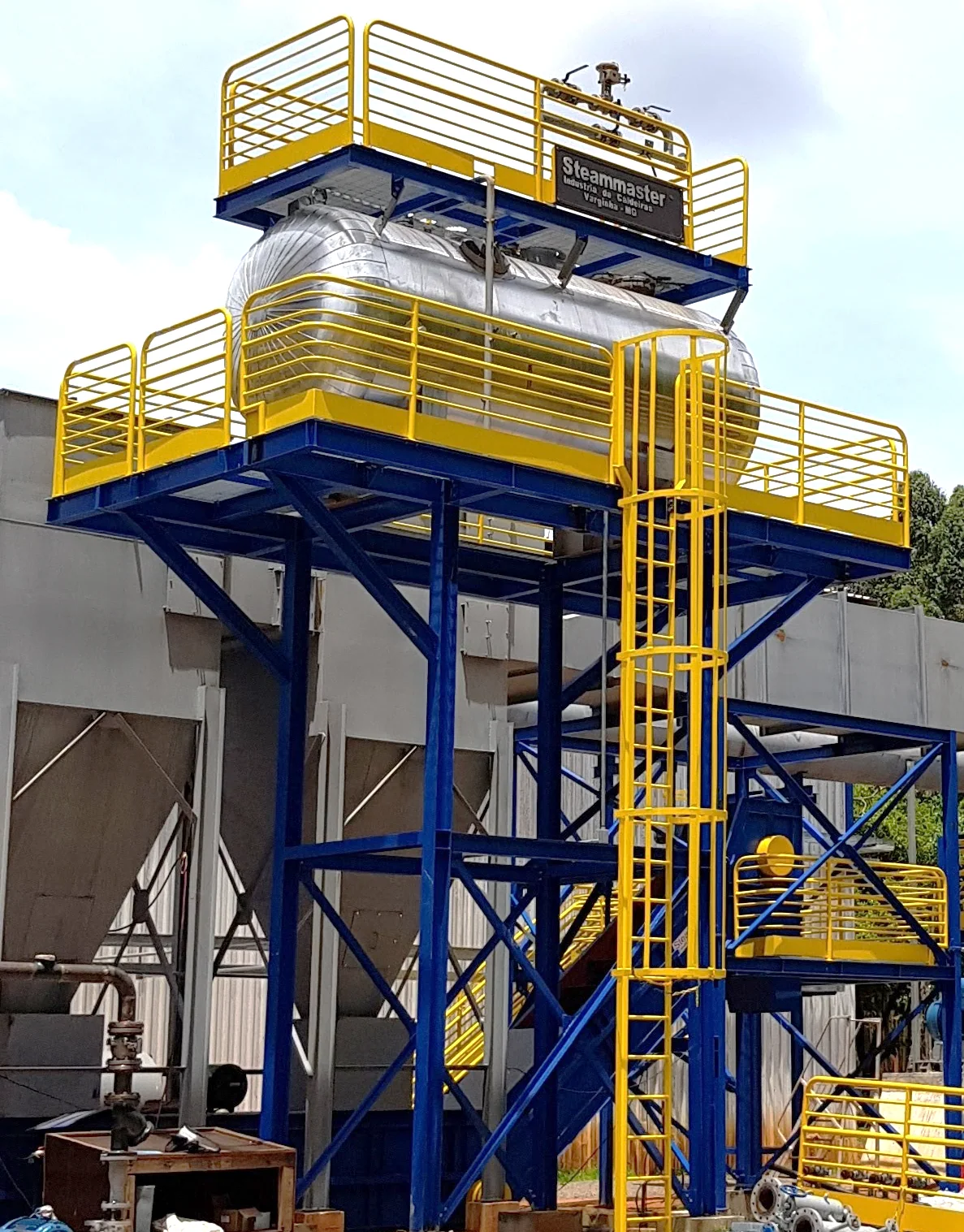 Steammaster deaerator reference installed in industrial plant