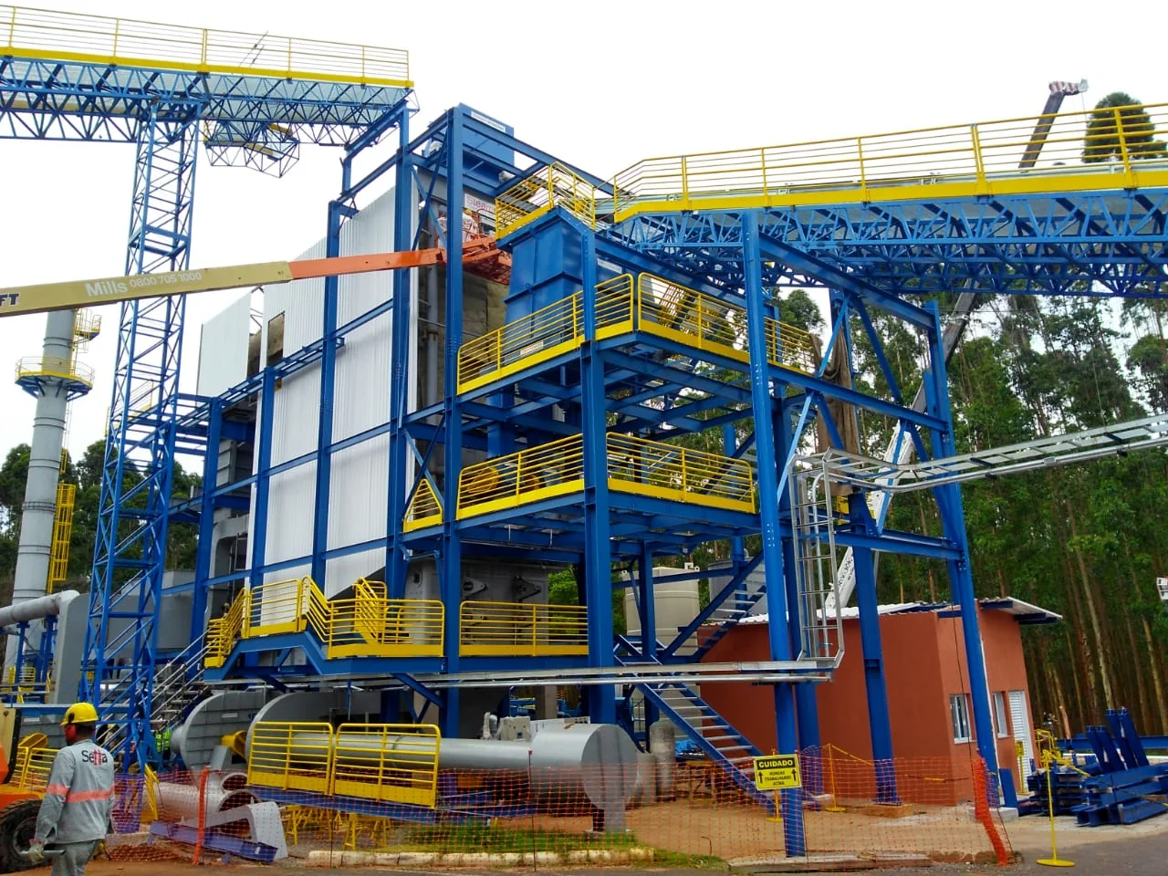Tall VME furnace installed at an industrial site